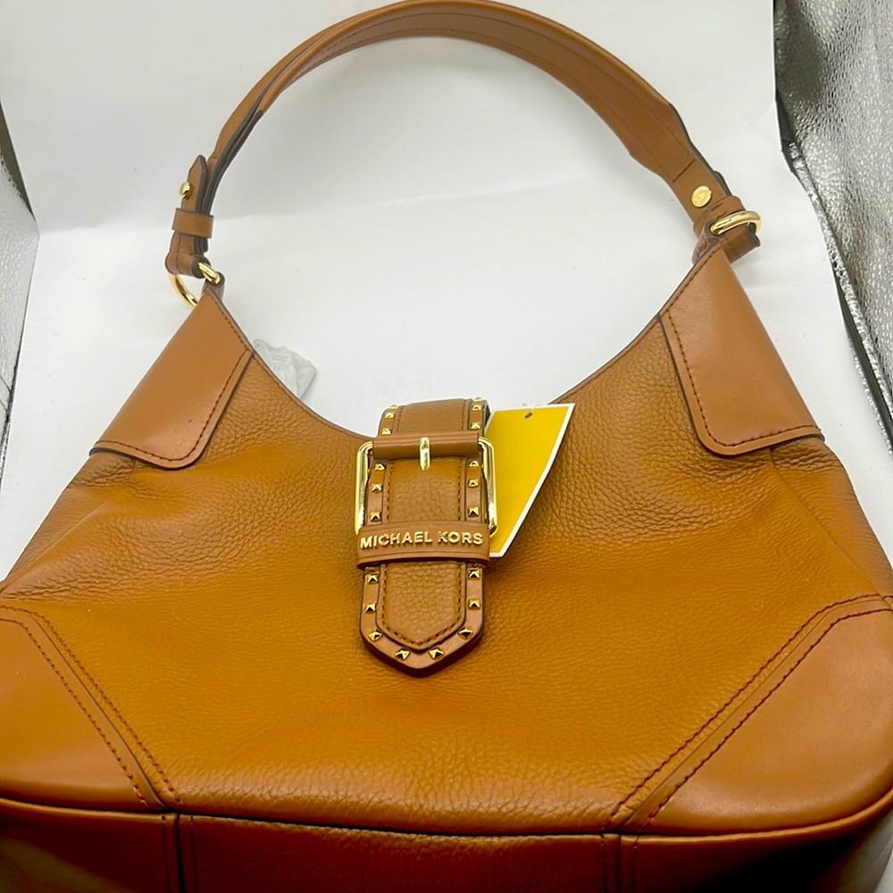 Michael Kors Lillian Mid Shoulder bag